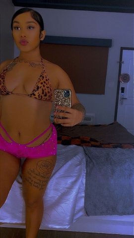 Short, Sweet, & Spicy Latina Escort — Oklahoma City - 1