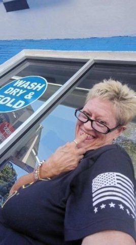 Fort Lauderdale FL Mature Cougar Escort — Outcall in car & mature companionship - 1