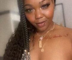 Manchester, New Hampshire Female Escort — Spice-themed adult time - Image 3