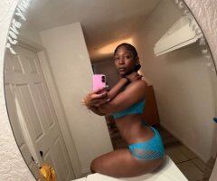 Seattle Female Escort — Outcalls, FaceTime/Google Meet Verification - Image 2