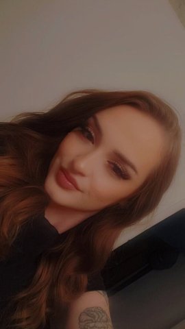 Lonely & ready—petite escort pics verified - 1