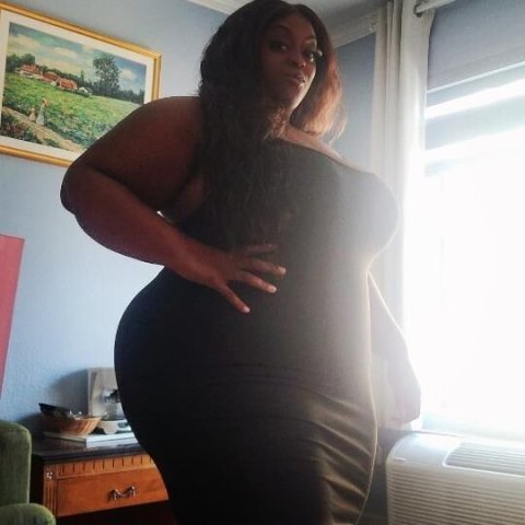 Manhattan BBW Female Escort — nuru + regular massage meetups - 1