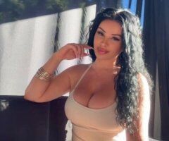 Salem, Oregon Female Escort — text-only incall appointments - Image 2