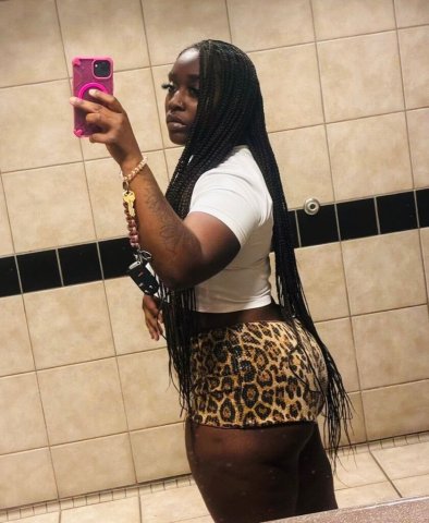 Kim — Fort Worth Texas Female Escort (Car Dates, Lingerie & Heels) - 1