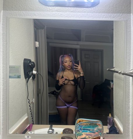 Mixed Mami in Los Angeles — Exclusive content & FT shows - 1