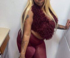 Minneapolis / St. Paul escorts - Golden Valley Female Escort — Outcalls & Incalls