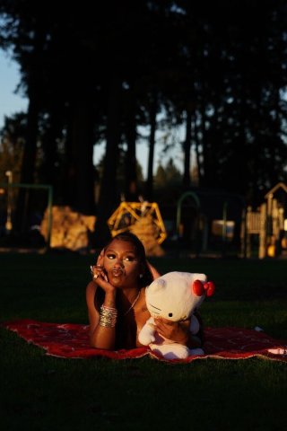 Tacoma Outcall Service — Petite Mexican & Black Beauty (By Appointment) - 1