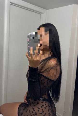 Fort Myers Florida Female Escort — Outcall Only, Conversation & Relaxing Time - 1