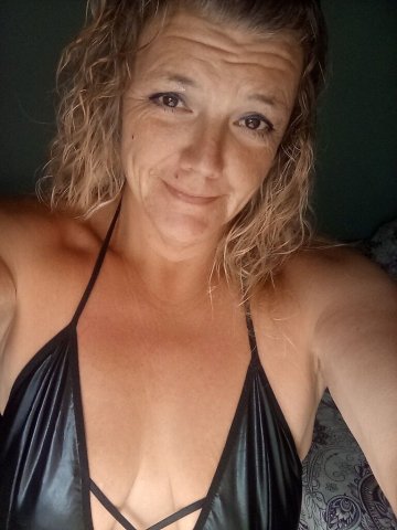 Buffalo NY Female Escort — blowjob special, thick blond - 1