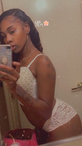 Taylor, Female Escort in Sacramento — Overnights - 1