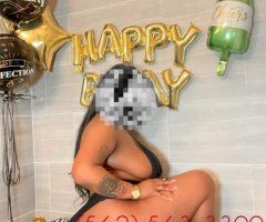 Reno escorts - Amber — Reno Female Escort (Incall) with Massages & Overnights