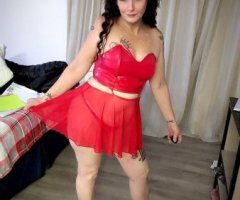 Daytona Beach Mature Drug-Free Female Escort for Companionship - Image 4
