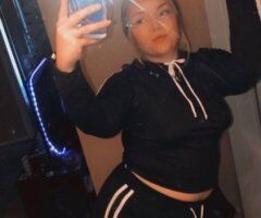 Lexington Blonde Escort — Curvy, Fun Girl by the Airport (Verification Required) - Image 6