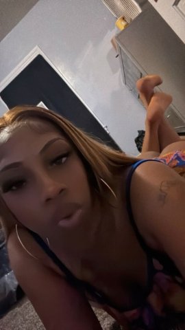 Esha (Cincinnati) 5'5” 143 — Head & Blowjob Services (Outcalls/Carplay) - 1