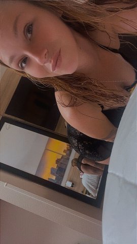 Tulsa In-Call Female Escort — Discreet Sweet Fetish Friendly - 1