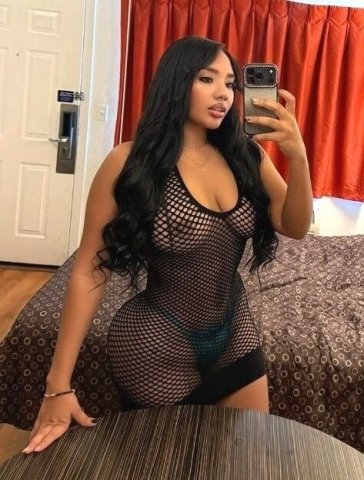 Queens NY Private Incalls Female Escort — Luxury atmosphere - 1