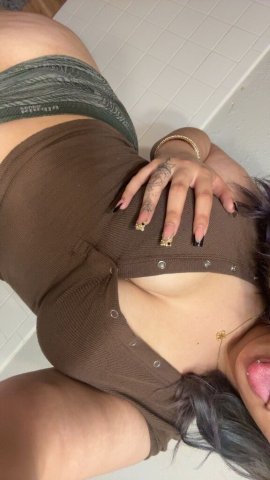 El Paso Female Escort — Outcall Only Throat Goat service - 1