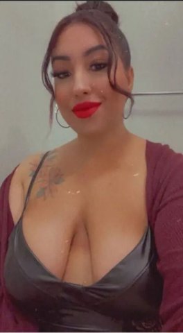 Fayetteville AR Female Escort — Incall, Outcall & Carplay - 1