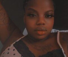 Chicago escorts - Chicago Female Escort — Incalls Only, Couple-Day Specials (QV $60, HHR $80)