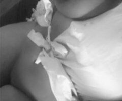 Columbus Female Escort — 33, thick & curvy, text-first, ask about FaceTime shows - Image 4