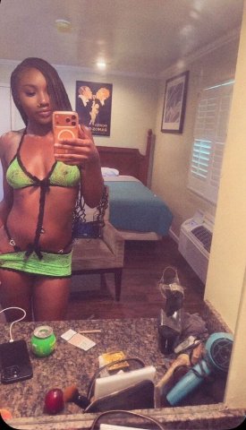 Long Beach CA Sex Therapist — upscale incalls & cardates - 1