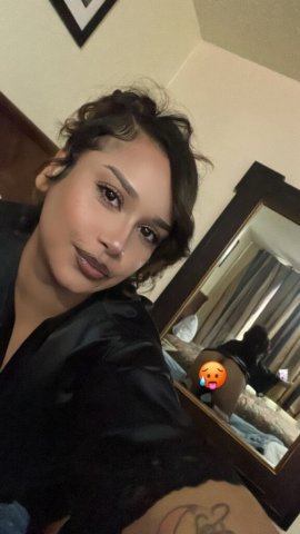 Merced Petite Queen Escort — Sweet Petite In-Call/Outcall (2 Girls) - 1