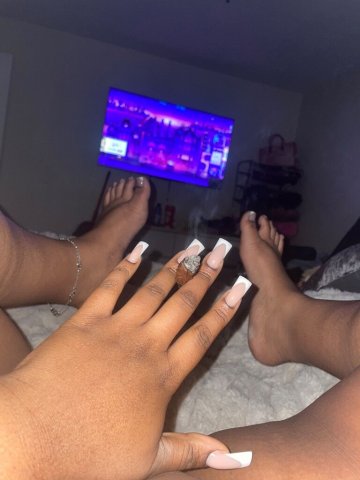 Dayton Female Escort — Incall/Outcall, GFE, Facetime Verify - 1