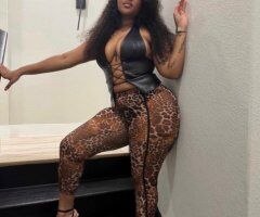 Chicago escorts - Chicago IL Female Escort — Wet Pussy, Out Calls Only (Condoms Only)