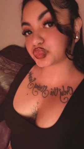 Fun-size Pretty Face Female Escort — FaceTime Shows & Adult Photos (24/7)  - 1