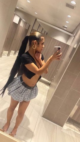 Petite 22 Escort — Inland Empire - 1