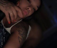 Petite “funsize” mom vibe — FaceTime shows available - Image 2