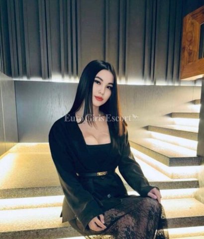 Molly (23) — Russian Female Escort, Incall in Florence, SC - 1