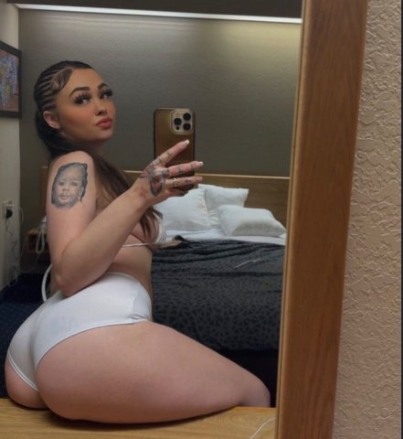 Asia in Tacoma — discreet female escort (incalls, outcalls, car dates) - 1