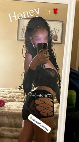 Cleveland, OH Female Escort — Outcalls 1+ Hour, Dinner Dates/Casino - 1