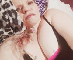 Cincinnati escorts - Hamilton, Ohio Redhead Female Escort — Lingerie, Thigh-Highs & G-Spot BJ
