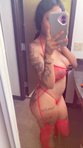 Barbie — Baton Rouge Trucker-Friendly Female Escort (Incalls + Outcalls) - 1