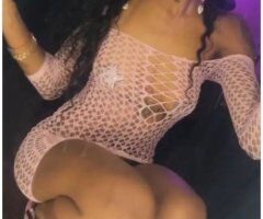 Portland, Oregon Outcall & Car Play Female Escort — Onyxx - Image 2