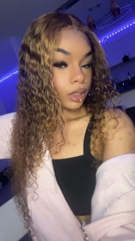 Everett Female Escort — incall or outcall, quick visit & hourly - 1