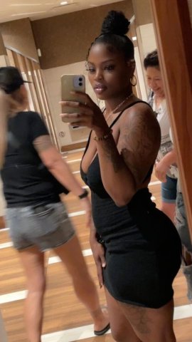 Las Vegas Female Escort — Incall & Outcall Specials - 1