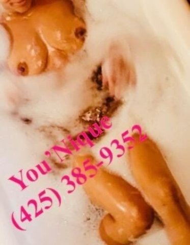 Tacoma Incalls + 2 Girl Duo Specials (Double Curvy Pair) - 1