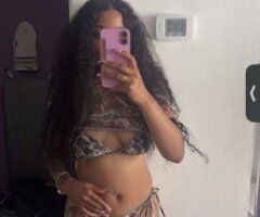 Manhattan, KS Female Escort — DMs (25) - Image 3