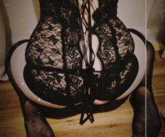 Portland Curvy Escort — Private Discreet In-Call - Image 2