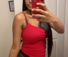 Cinnamon in Orlando — 5’8 Brown-Eyed Slim- Thick Female Escort - Image 3