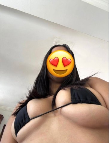Greensboro NC Female Escort — discreet, unhurried, no surprises - 1