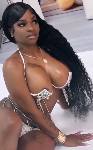 Long Island Fun with Candy — Funsize Party Girl - 1