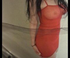 Portland Housewife Looking for Company - Image 5