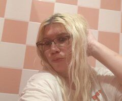 Cincinnati escorts - Mature Regular Female Escort (40+) — Incall at My Place