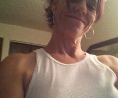 Long Beach escorts - Long Beach 42-Year-Old Latina Mommy Female Escort — BBJ, Bare Raw Cim & Full Service