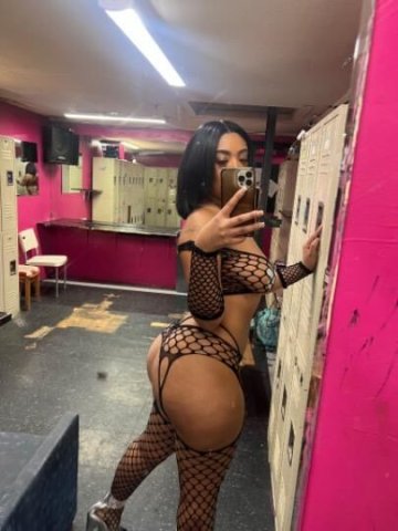 Austin Discreet Female Escort for Drama-Free Dates - 1