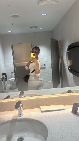 Wilmington, Delaware Female Escort — In-Calls, Out-Calls, FaceTime - 1